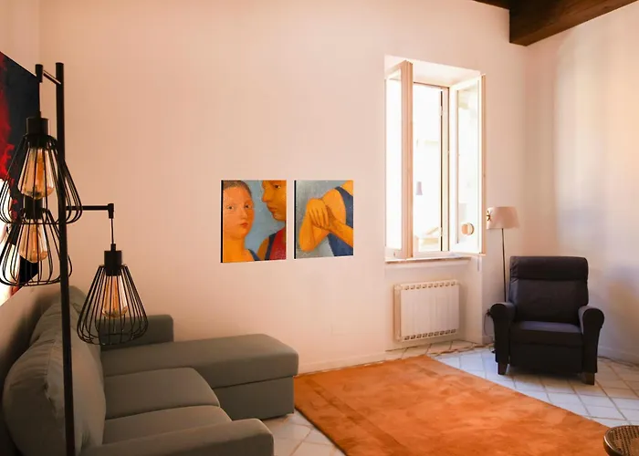 Apartment Storico Borgo Pio *